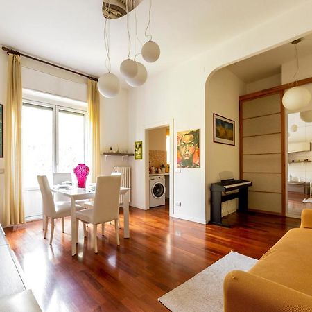 Milano Calvairate Balcony Apt ภายนอก รูปภาพ